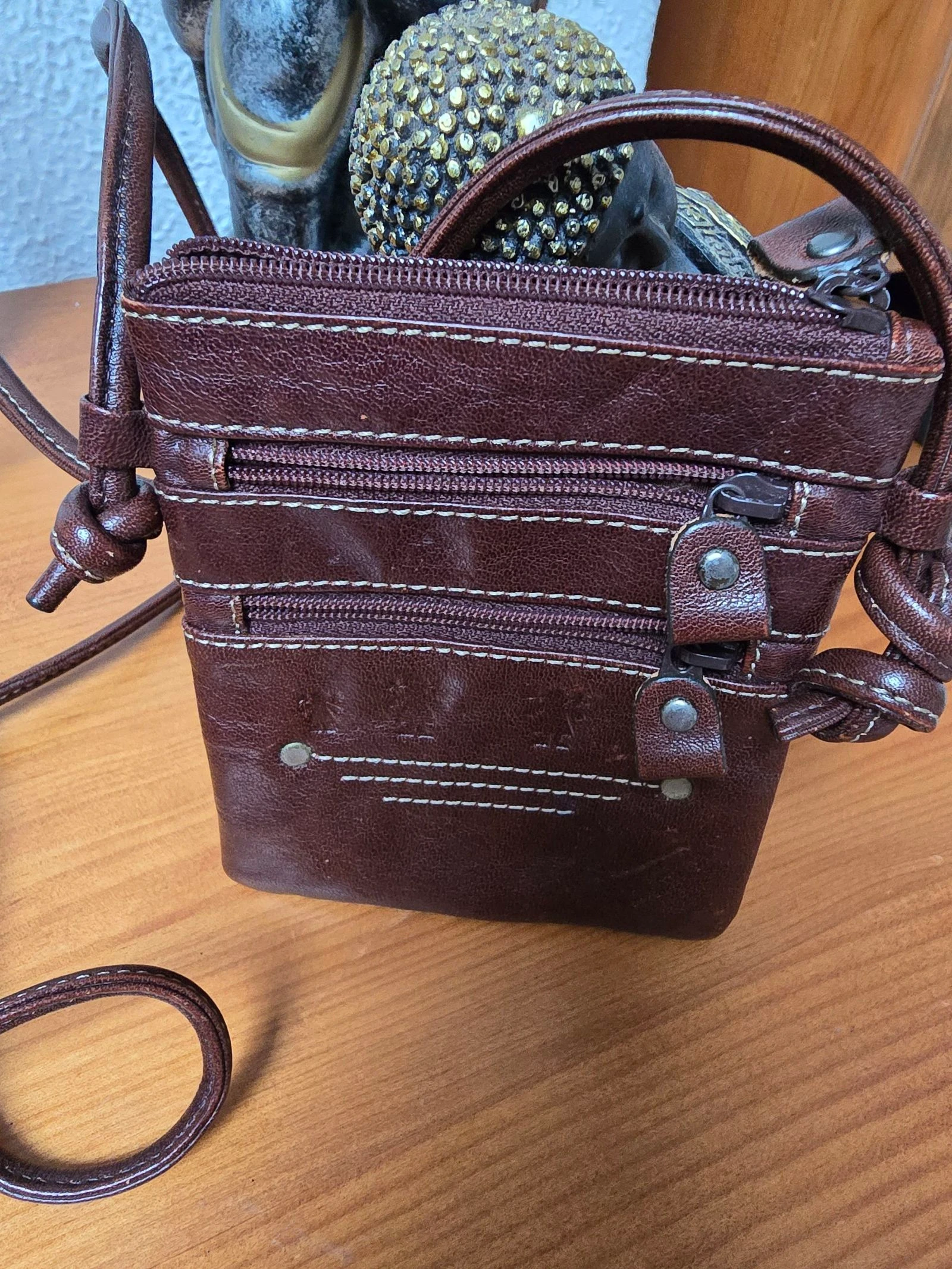 Bolsa telemovel em pele Missmimi